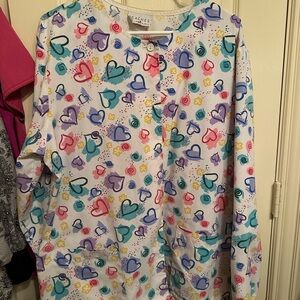 Peaches Uniforms Colorful Heart Patterned Scrub Jacket